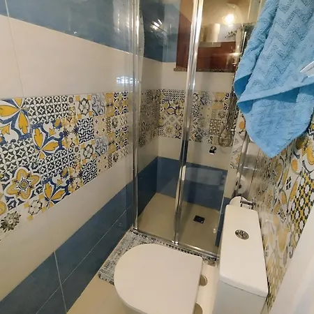 Casa Linda Av *